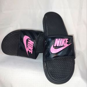 Nike Benassi JDI Black/Vivid Pink Women's Slides Sandals - Size 11